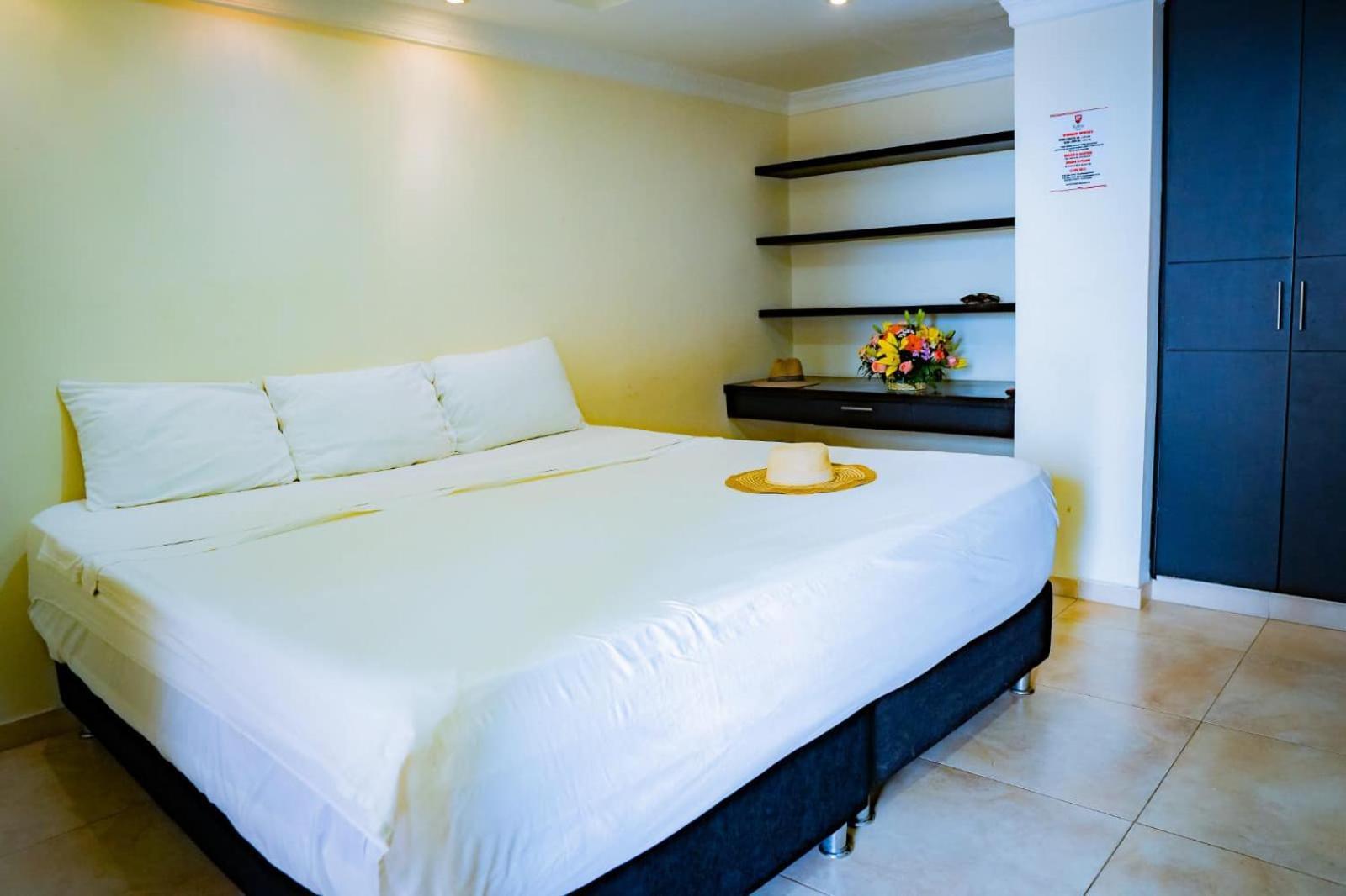 Kalina Hotel Girardot Exterior photo