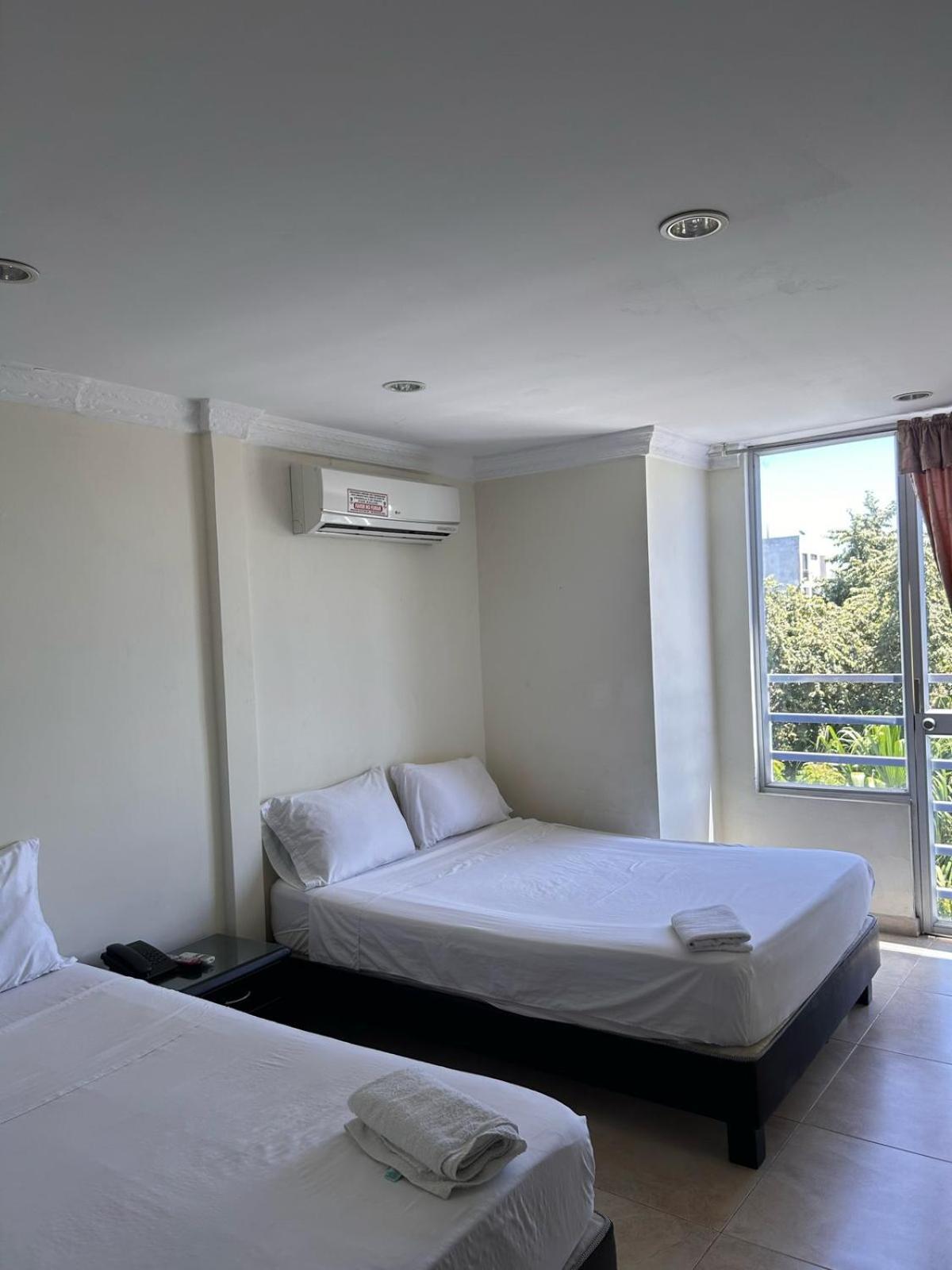 Kalina Hotel Girardot Exterior photo